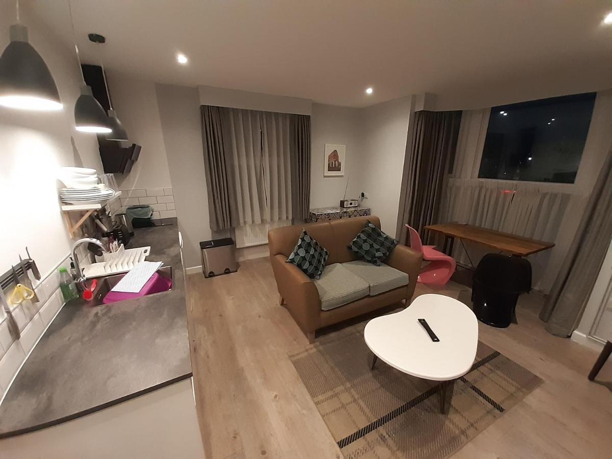 Cotswold Aparthotel Stroud  Ngoại thất bức ảnh